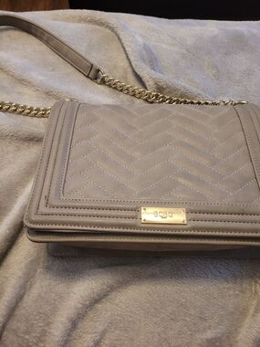 BCBG Paris Gray Taupe Quilted Shoulder Bag Gold Chain Purse